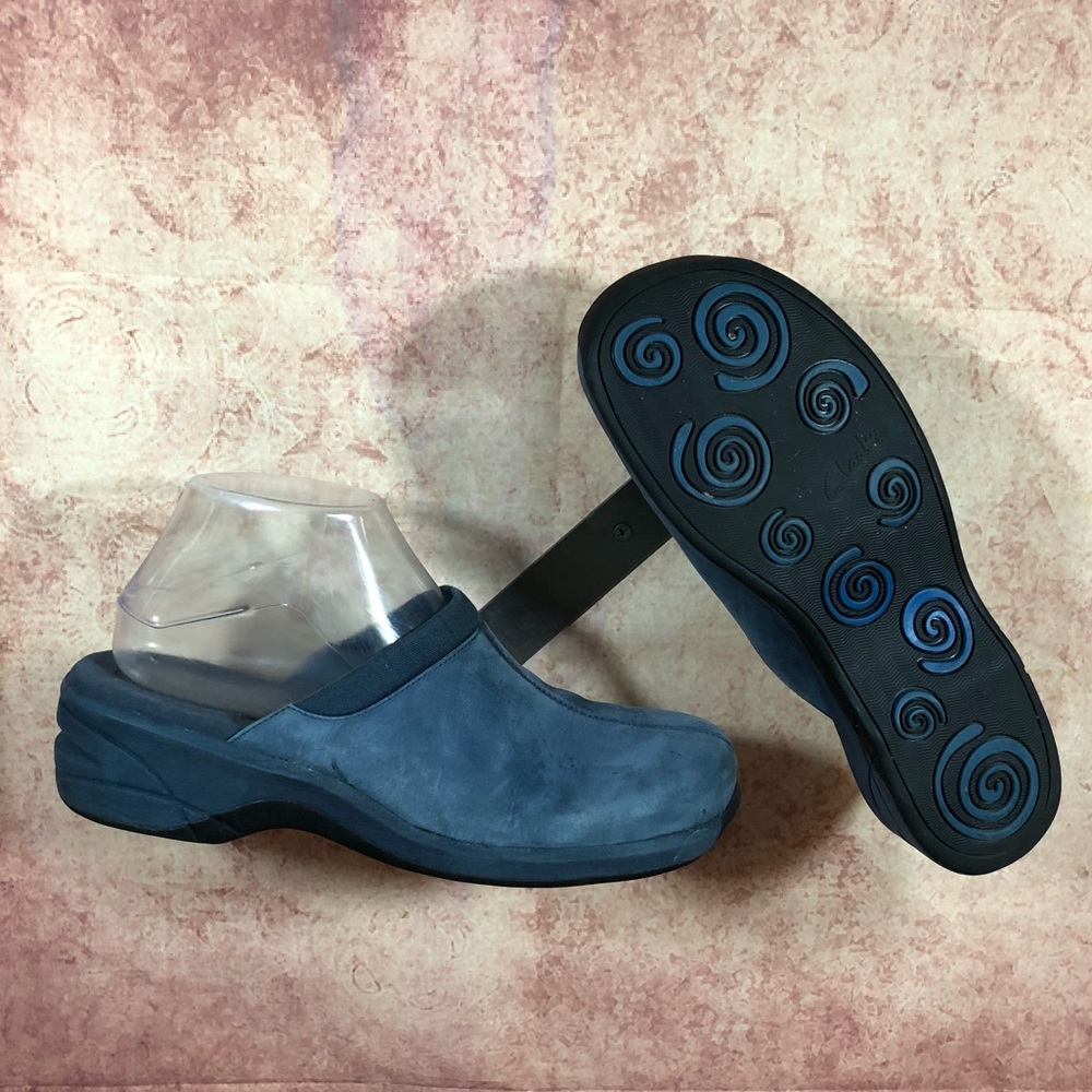 Clark’s Blue Soft Suede Womens Mules s105